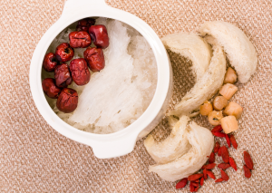 yen-sao-co-gia-bao-nhieu